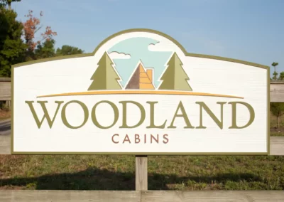 woodland-cabins-logo-marking